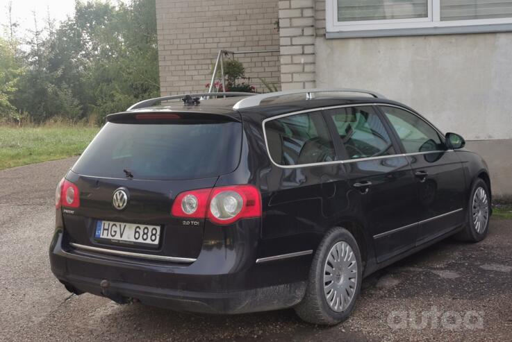 Volkswagen Passat B6 wagon 5-doors