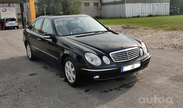 Mercedes-Benz E-Class W211 Sedan