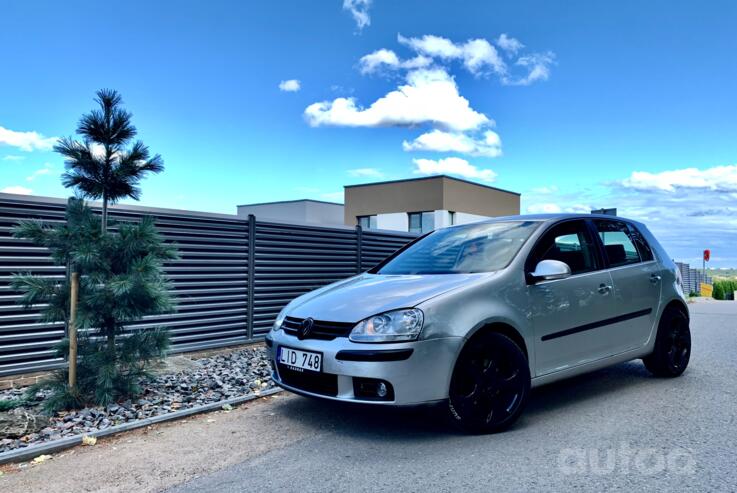 Volkswagen Golf 5 generation Hatchback 5-doors