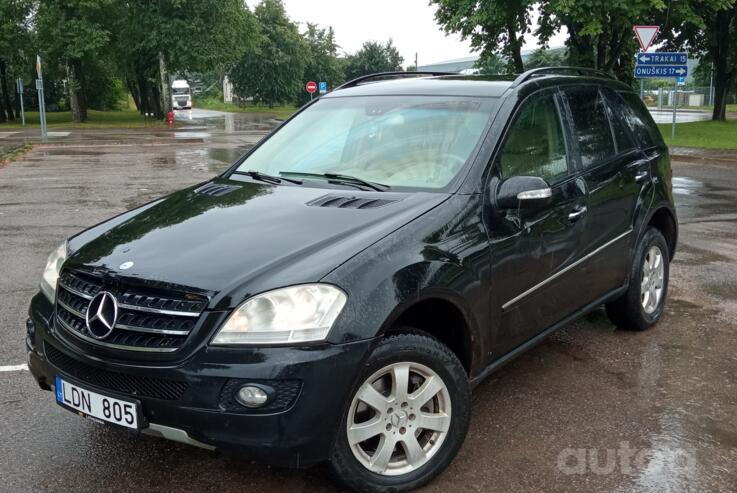 Mercedes-Benz M-Class W164 Crossover 5-doors