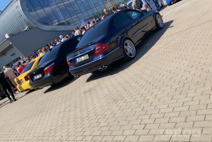 Mercedes-Benz E-Class W211 Sedan