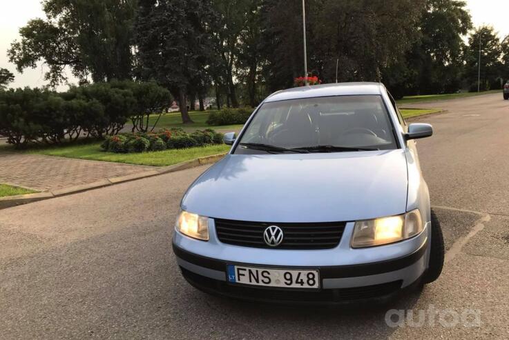Volkswagen Passat B5 Sedan 4-doors