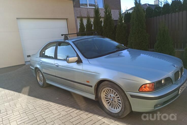 BMW 5 Series E39 Sedan 4-doors