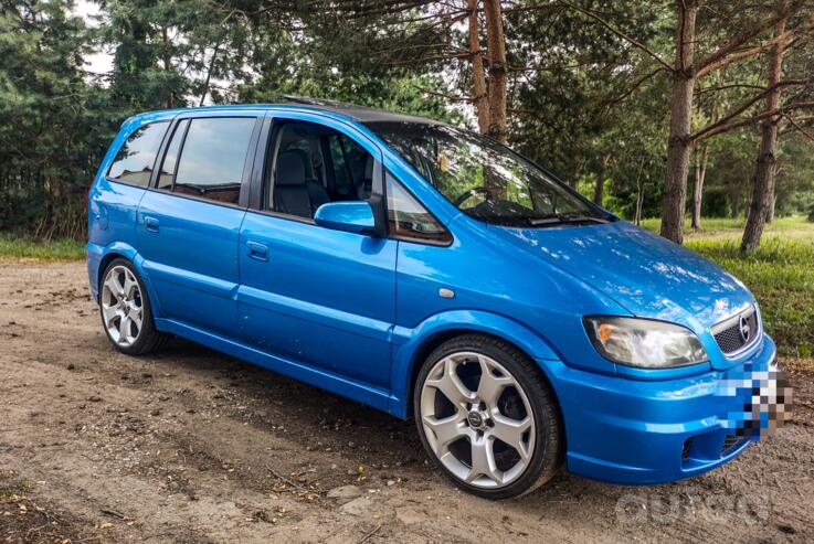 Opel Zafira OPC A Compactvan