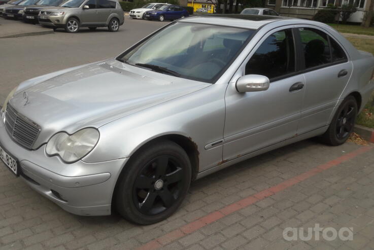 Mercedes-Benz C-Class W203/S203/CL203 Sedan 4-doors