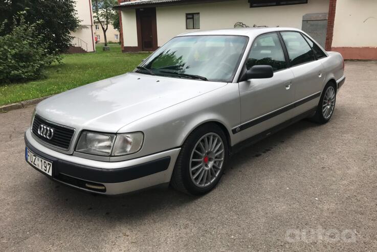 Audi 100 4A/C4 Sedan