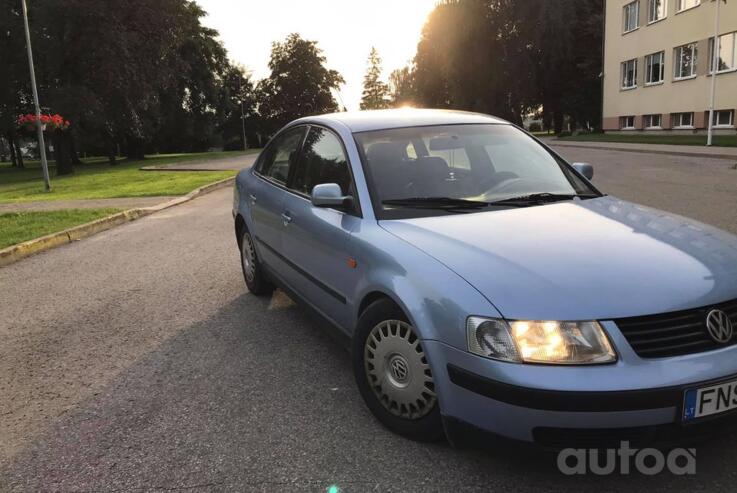 Volkswagen Passat B5 Sedan 4-doors