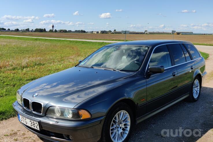 BMW 5 Series E39 Touring wagon