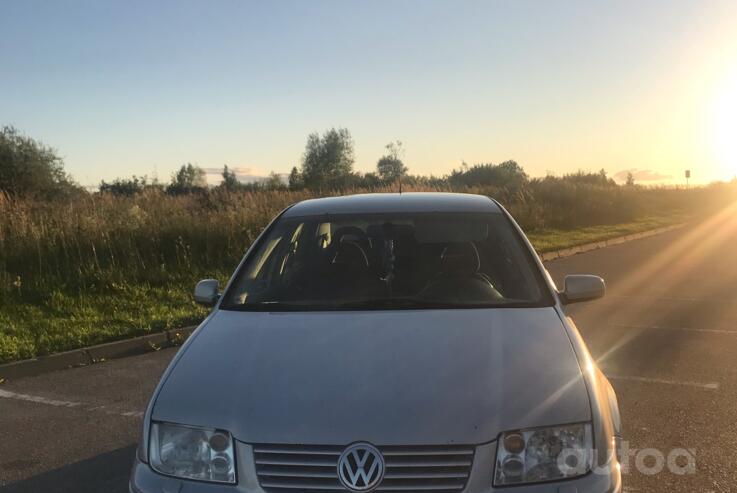 Volkswagen Bora 1 generation Sedan