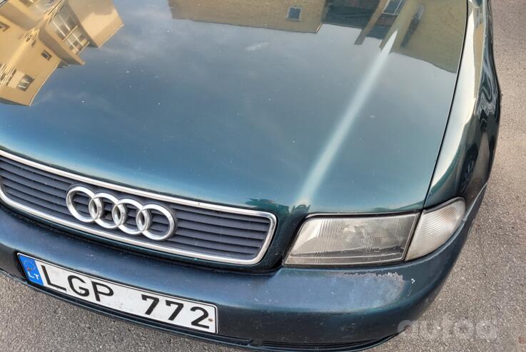 Audi A4 B5 Sedan