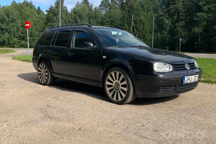 Volkswagen Golf 4 generation wagon