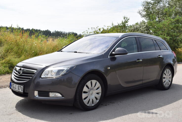 Opel Insignia A Sports Tourer wagon 5-doors