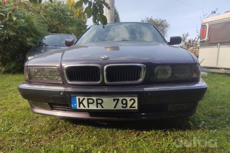 BMW 7 Series E38 Sedan