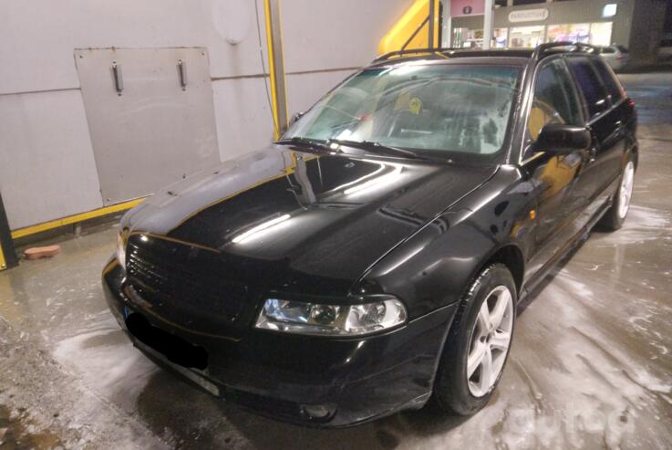 Audi A4 B5 Avant wagon 5-doors