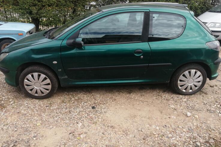 Peugeot 206 1 generation Hatchback 3-doors