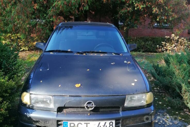 Opel Astra F [restyling] Hatchback 3-doors