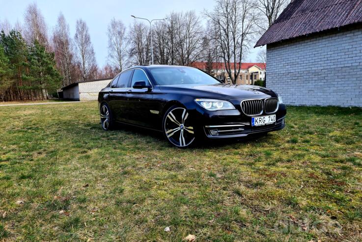 BMW 7 Series F01/F02 [restyling] Sedan