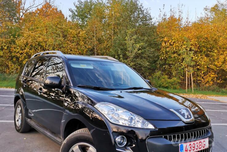 Peugeot 4007 1 generation Crossover