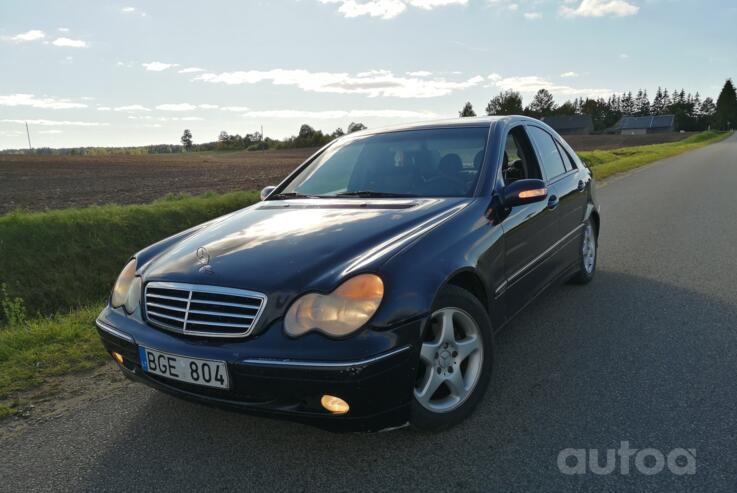 Mercedes-Benz C-Class W203/S203/CL203 Sedan