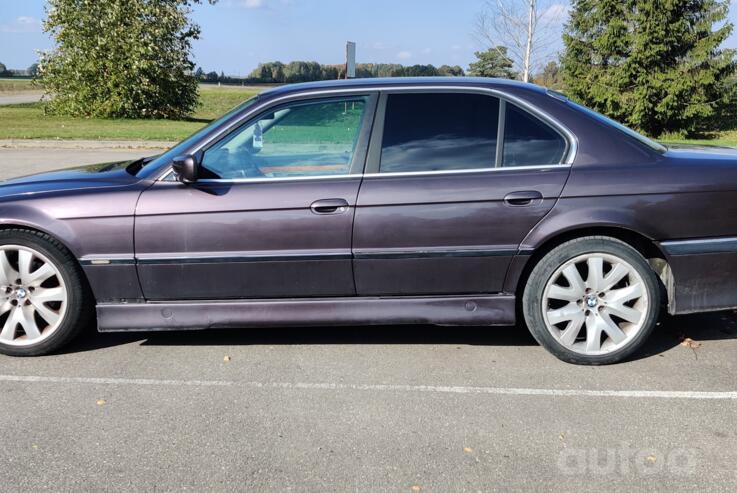 BMW 7 Series E38 Sedan