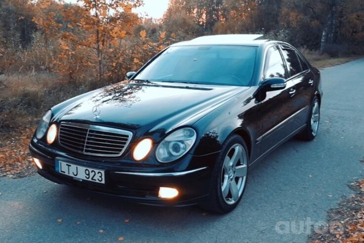 Mercedes-Benz E-Class W211 Sedan