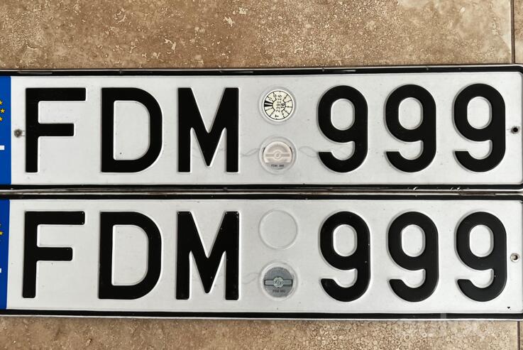 FDM999