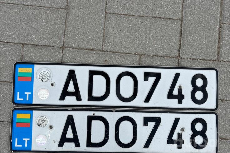 ADO748