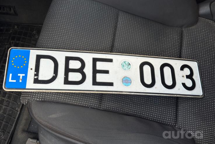 DBE003