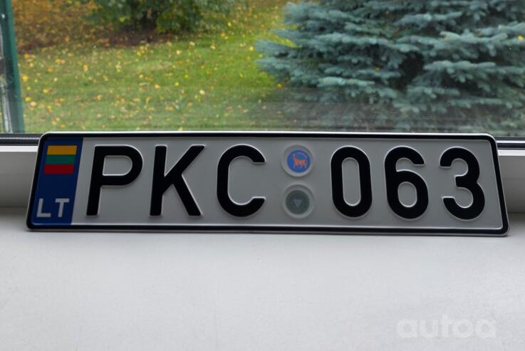 PKC063