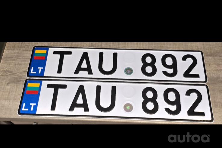 TAU892
