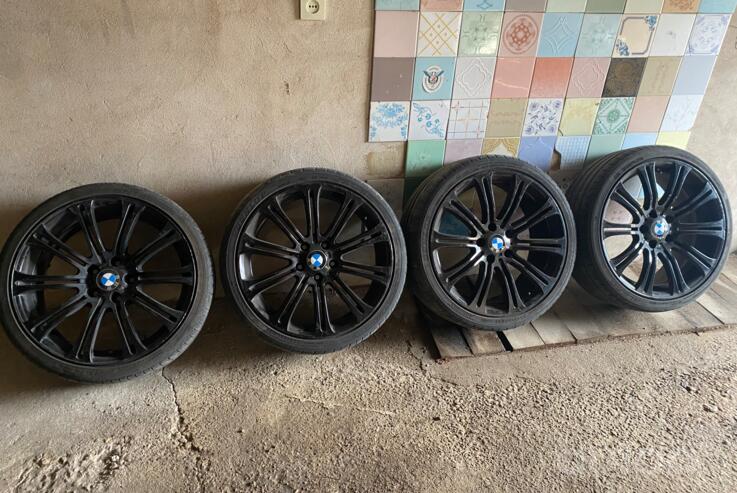 Kita, lengvojo lydinio