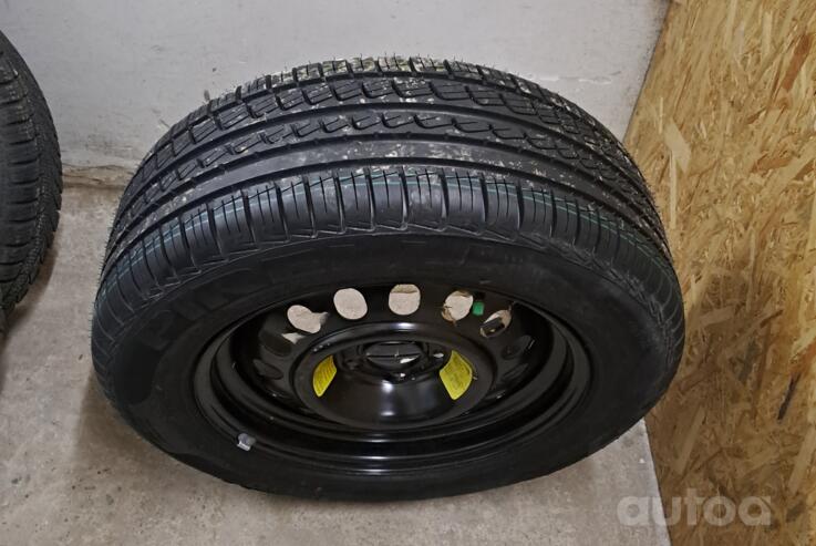 Kita, plieniniai štampuoti