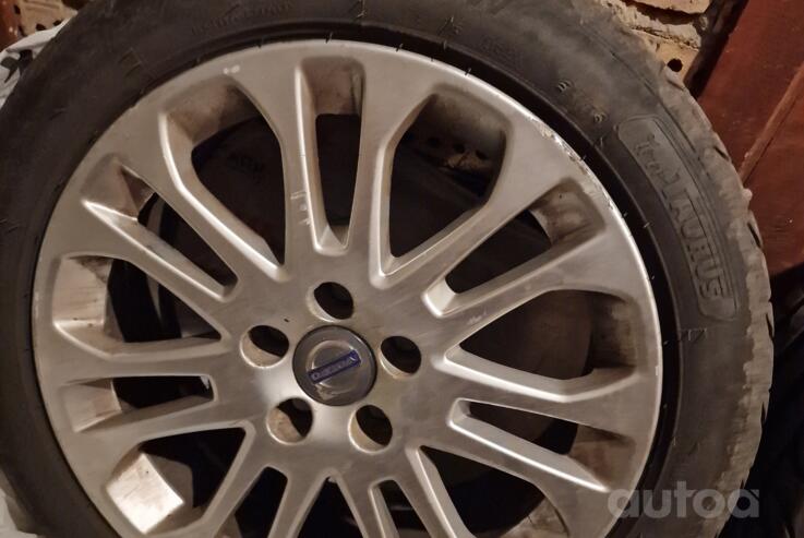 Volvo, lengvojo lydinio