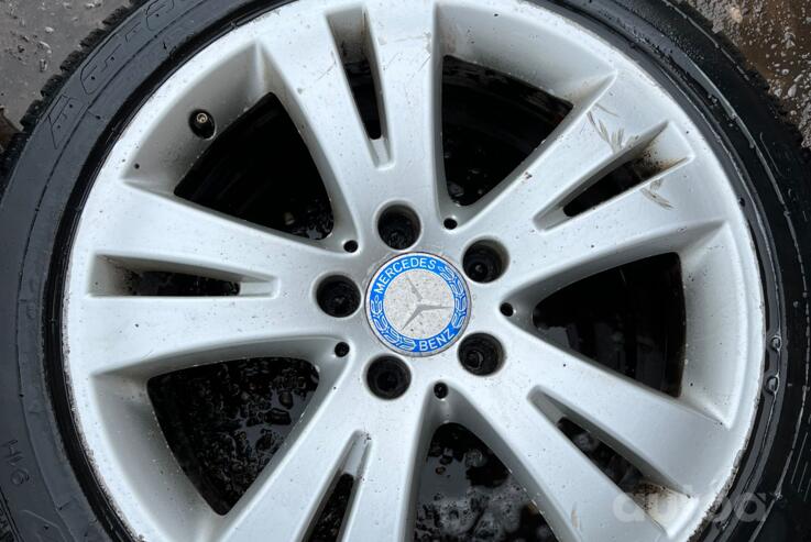 Kita, lengvojo lydinio