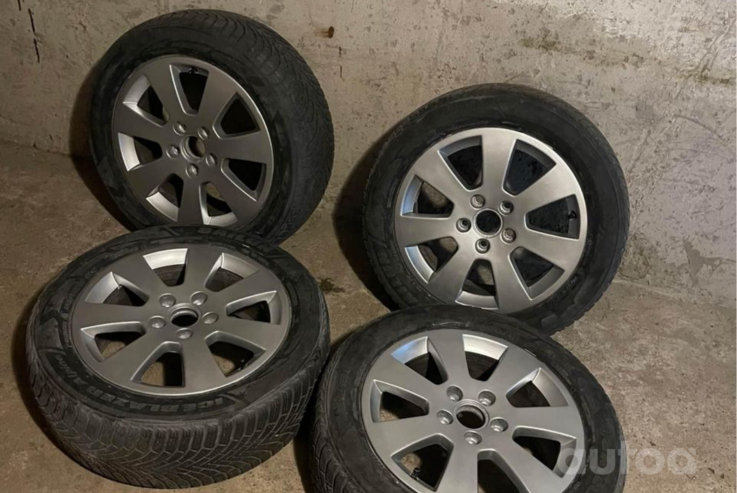 Kita, lengvojo lydinio