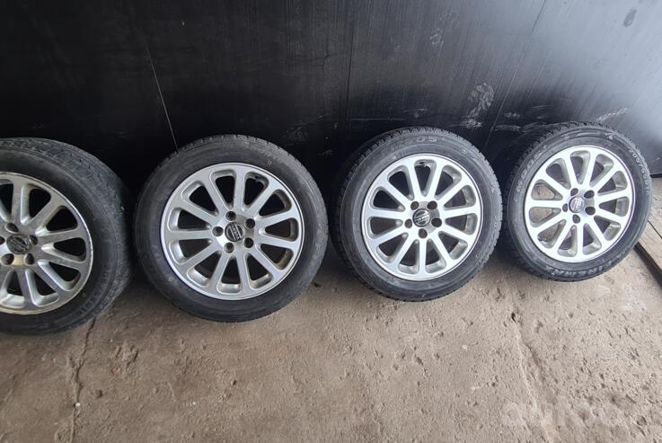 Volvo, lengvojo lydinio