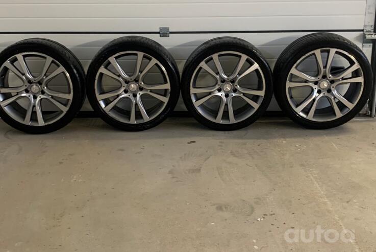 Mercedes-benz, lengvojo lydinio