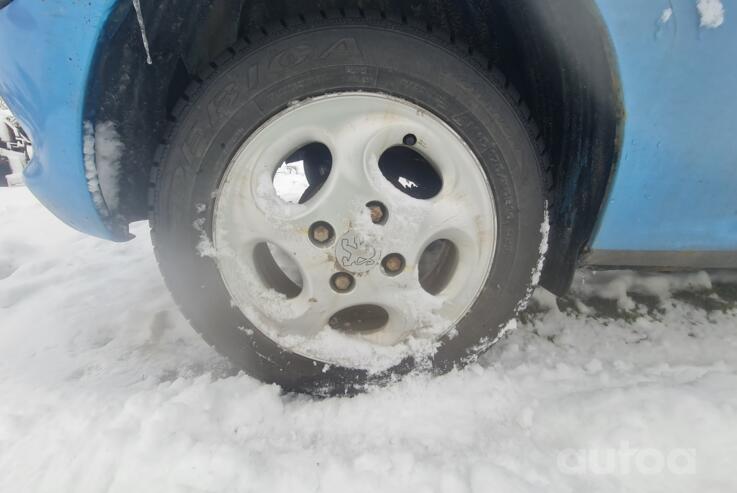 Kita, plieniniai štampuoti