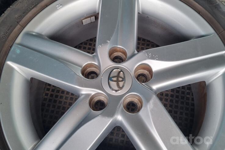 Toyota, lengvojo lydinio