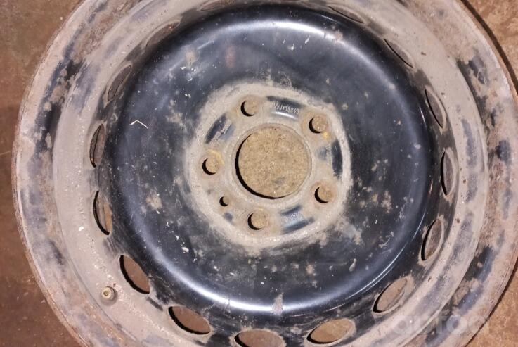 Volvo, plieniniai štampuoti