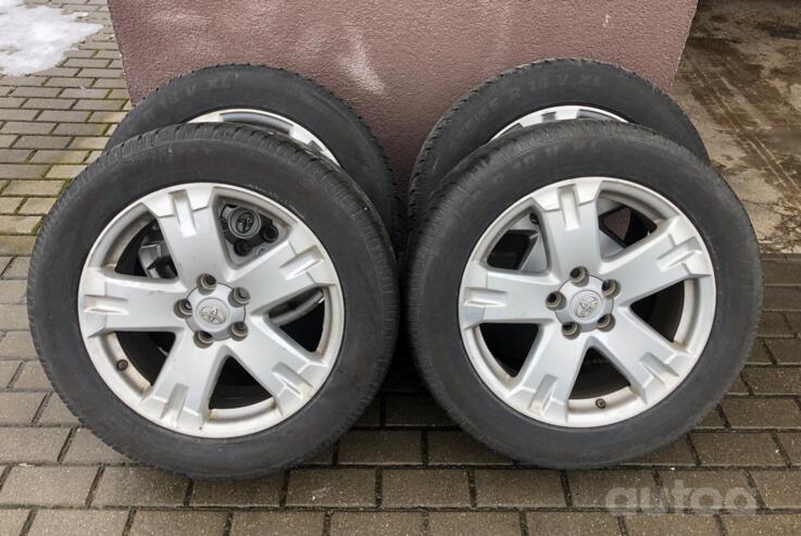 Toyota RAV4, lengvojo lydinio