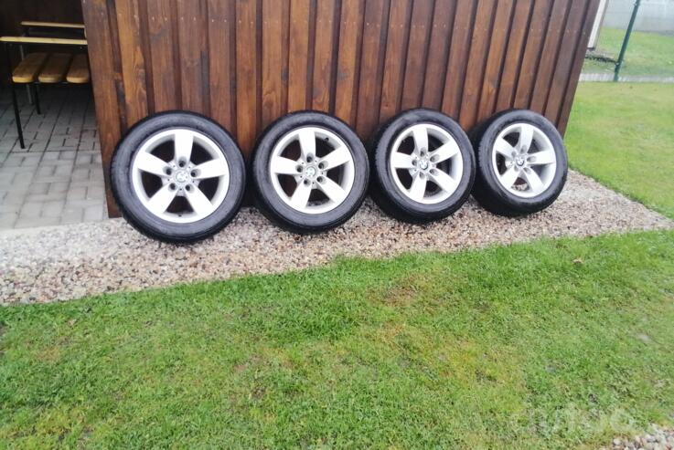 Kita, lengvojo lydinio