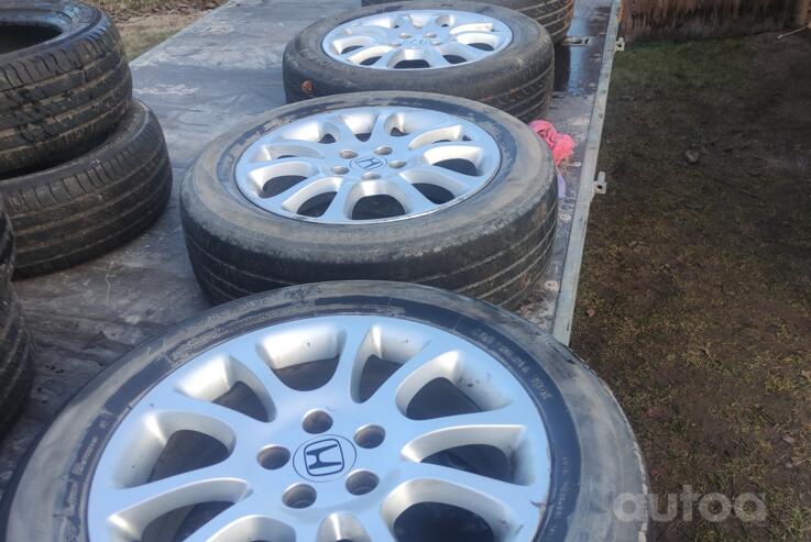 Honda, lengvojo lydinio