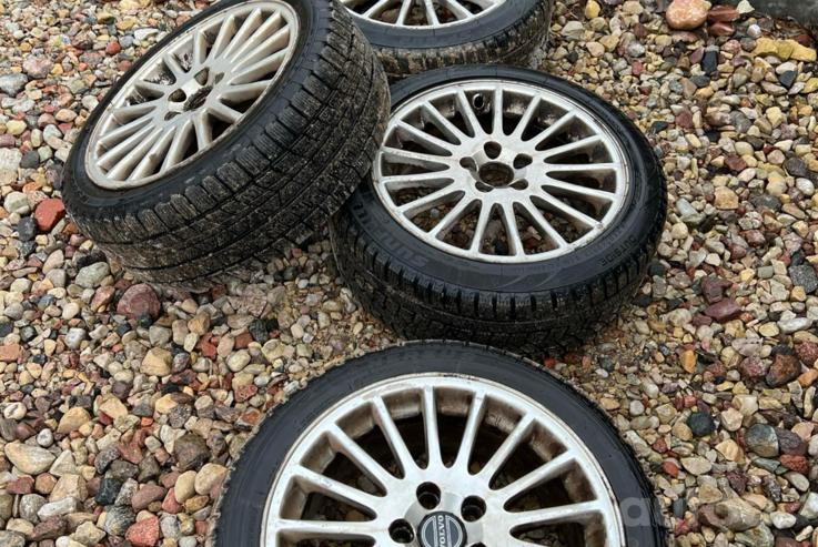 Volvo, lengvojo lydinio