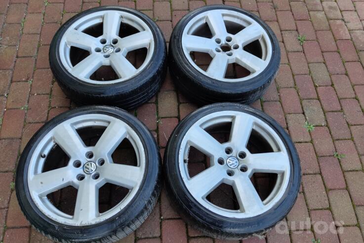 Kita, lengvojo lydinio