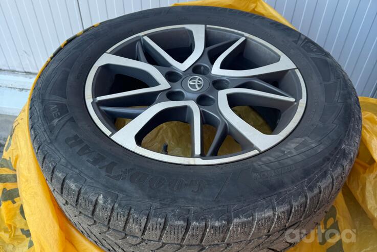 Toyota, lengvojo lydinio