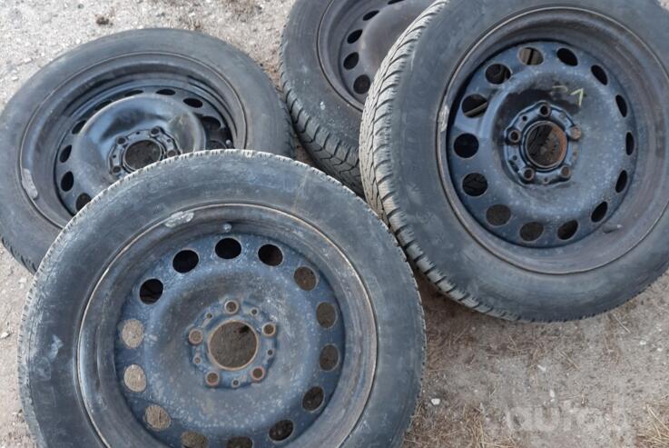 Kita, plieniniai štampuoti