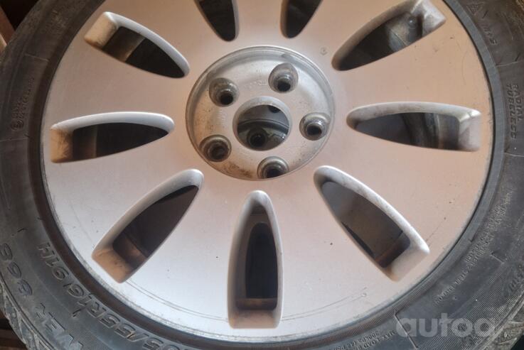 Kita, lengvojo lydinio