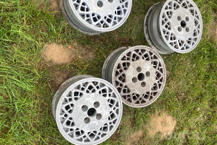 Kita, lengvojo lydinio