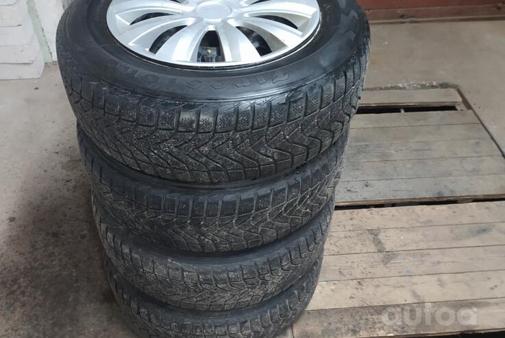 Kita, plieniniai štampuoti